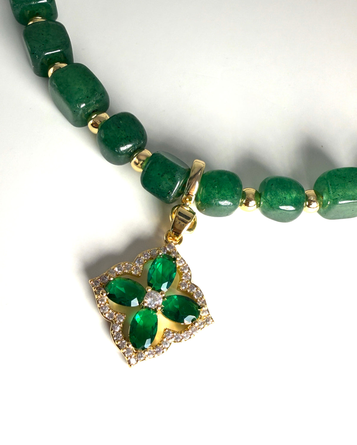 Lilie Necklace